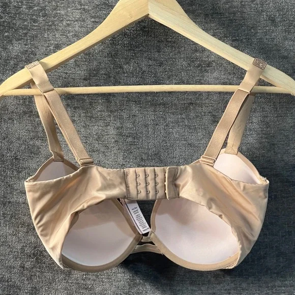 Victoria's Secret Very Sexy Push Up Bra Rhinestone Straps 34DDD Beige - Picture 4 of 5